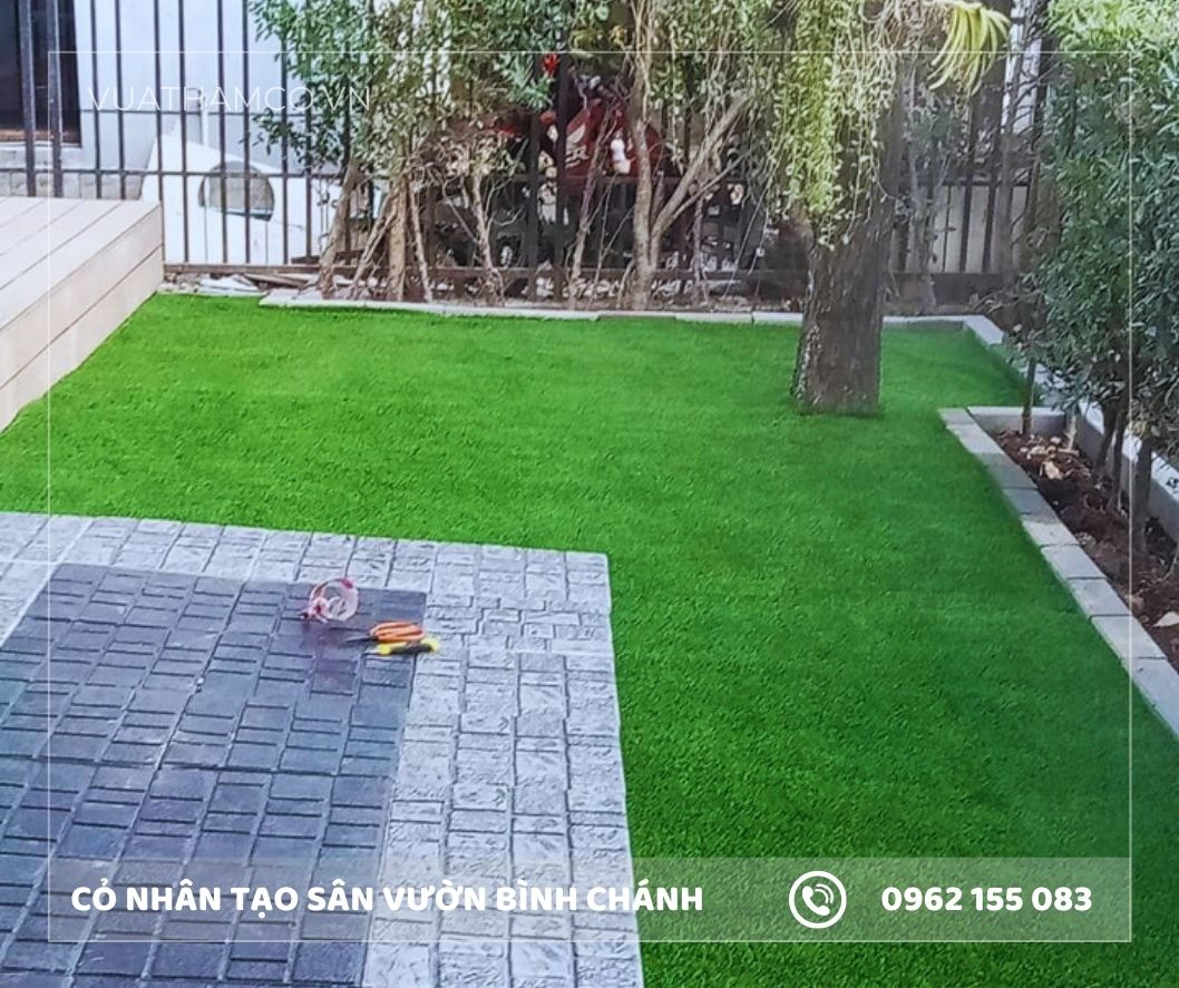 Cỏ nhân tạo trải sân vườn ở Quận 9
