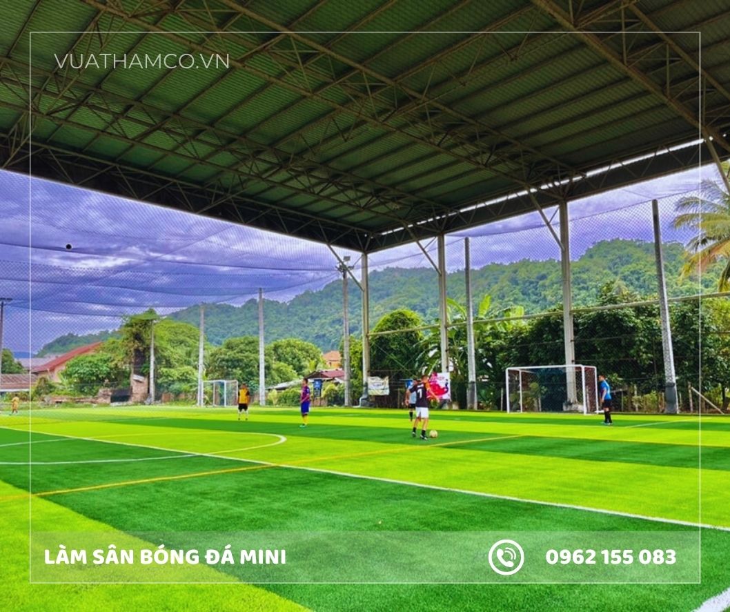 Cỏ nhân tạo làm sân bóng đá Hóc Môn