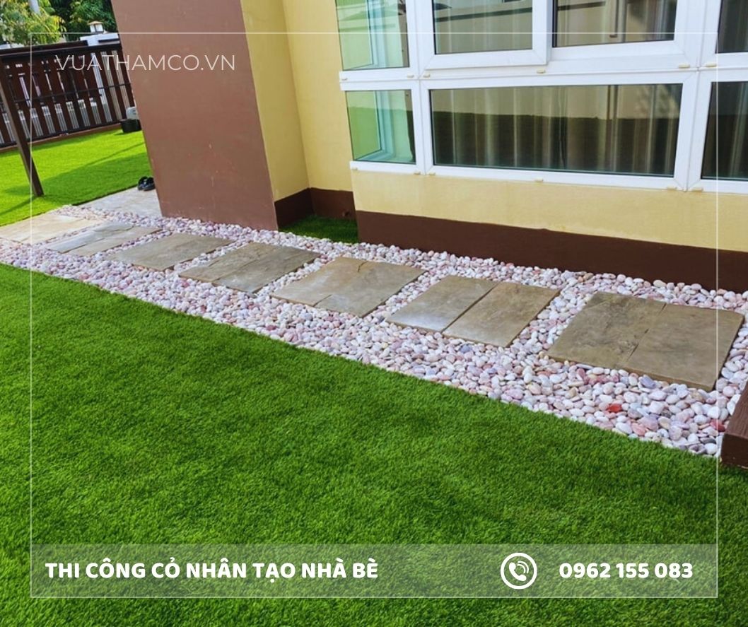Cỏ nhân tạo trải sân vườn ở Nhà Bè