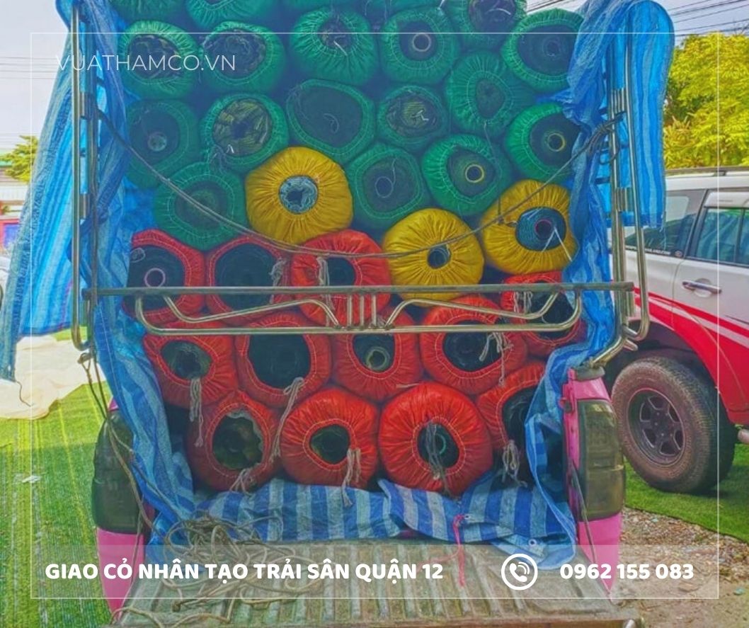 Giao Cỏ nhân tạo sỉ đi Quận 12